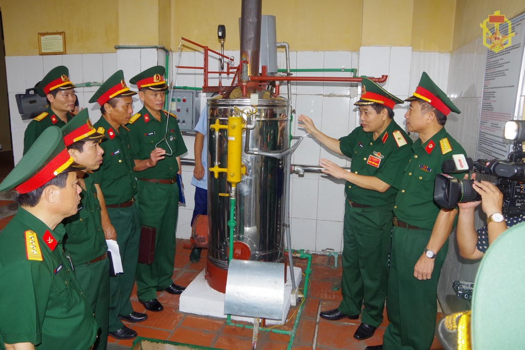Một số vấn đề rút ra qua Hội thi “Nhà ăn, nhà bếp chính quy, an toàn, chất lượng” ở Lữ đoàn 86