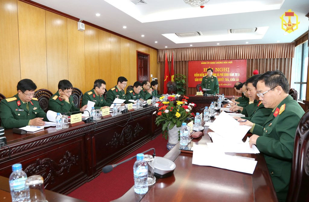 Ngày 17-2, Đảng ủy Binh chủng Hóa học tổ chức hội nghị kiểm điểm sự lãnh đạo của Đảng ủy Binh chủng năm 2016 gắn với thực hiện Nghị quyết Trung - ương 4 (khóa XII).