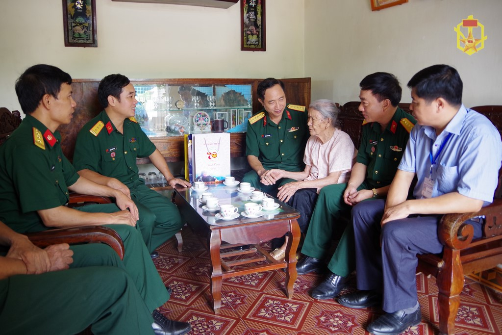 Trường Sĩ quan Phòng hóa thực hiện hiệu quả chương trình phối hợp khám, chữa bệnh nhân đạo và chăm sóc sức khỏe cộng đồng