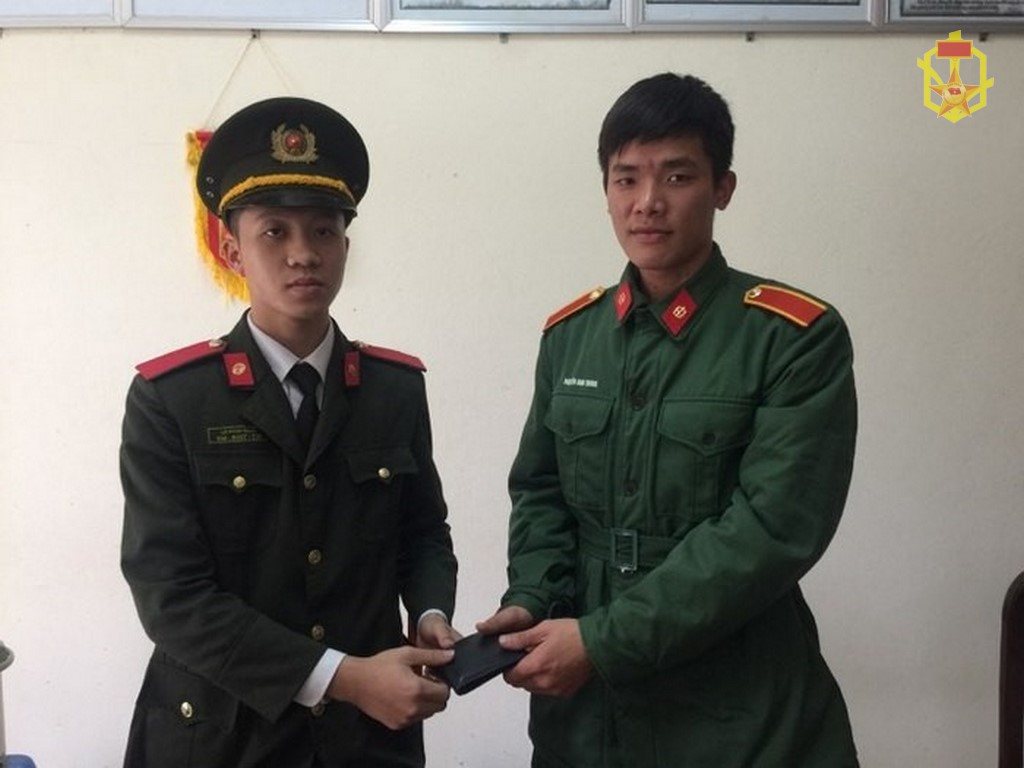 Một hành động cao đẹp của người chiến sĩ phòng hóa