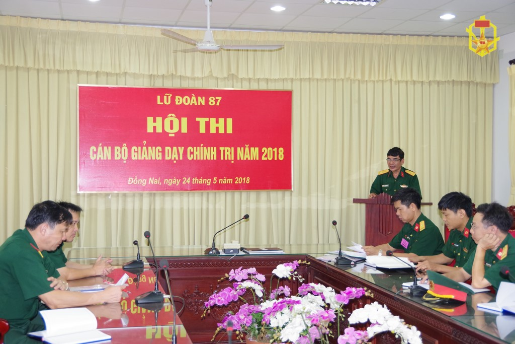 Lữ đoàn 87 tổ chức hội thi Cán bộ giảng dạy chính trị năm 2018
