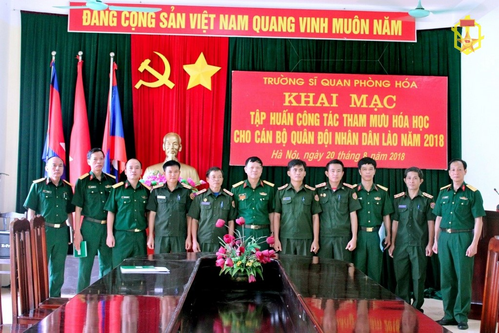 Trường Sĩ quan Phòng hóa tổ chức tập huấn công tác Tham mưu Hóa học cho cán bộ QĐND Lào