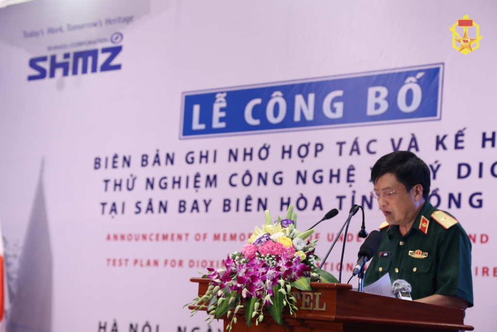 Lễ công bố Bản ghi nhớ hợp tác thử nghiệm công nghệ xử lý đất nhiễm dioxin tại sân bay Biên Hòa, tỉnh Đồng Nai