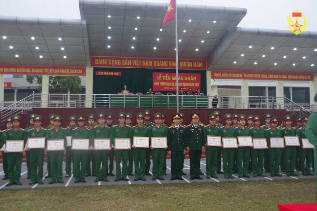 Lễ tiễn quân nhân hoàn thành nghĩa vụ quân sự tại ngũ năm 2019