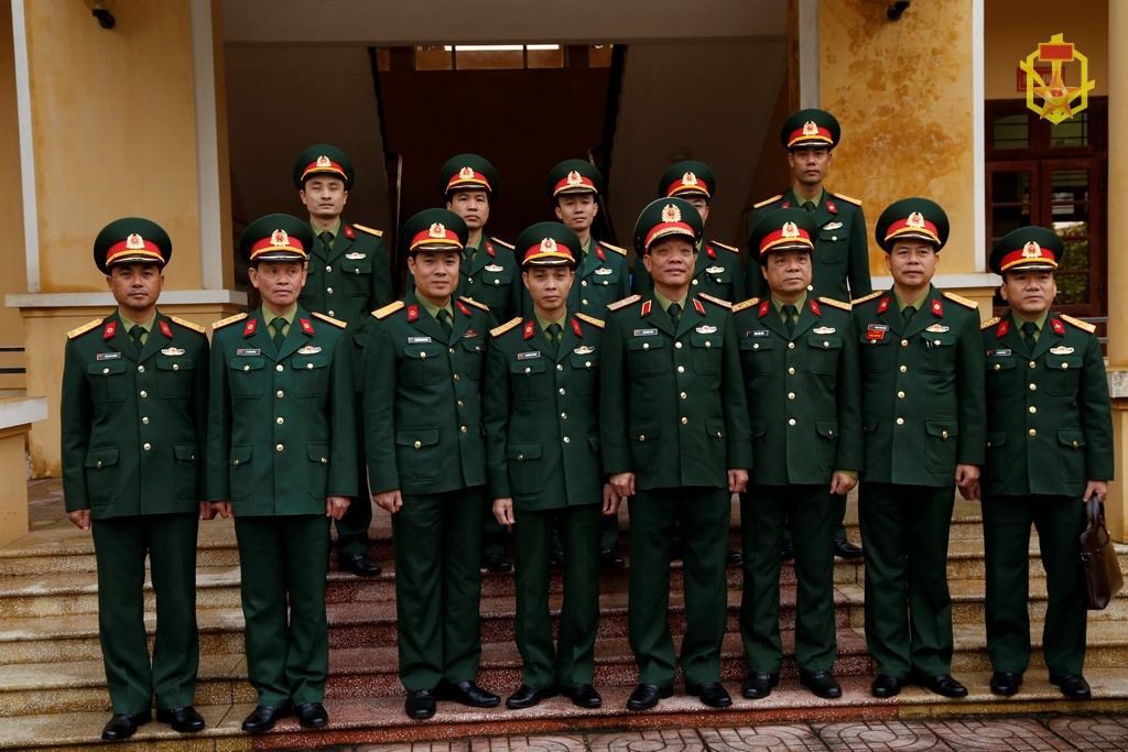 Thiếu tướng Ngô Minh Tiến, Phó Tổng Tham mưu trưởng QĐND Việt Nam kiểm tra và chúc Tết Lữ đoàn 86 (Binh chủng Hóa học)