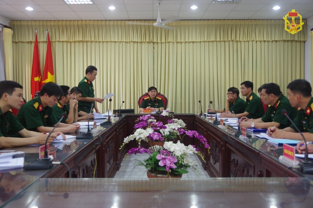 Đoàn công tác Cơ quan Bộ Tư lệnh kiểm tra công tác chuẩn bị huấn luyện tại Lữ đoàn 87