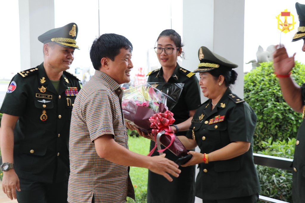 Đoàn Công tác của Bộ Tư lệnh Hóa học thăm và làm việc với Uỷ ban Quốc gia phòng chống vũ khí hóa học/Quân đội Hoàng gia Campuchia