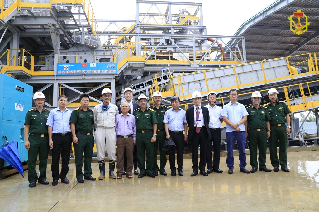 Tham quan đánh giá công nghệ xử lý dioxin tại sân bay Biên Hòa, tỉnh Đồng Nai