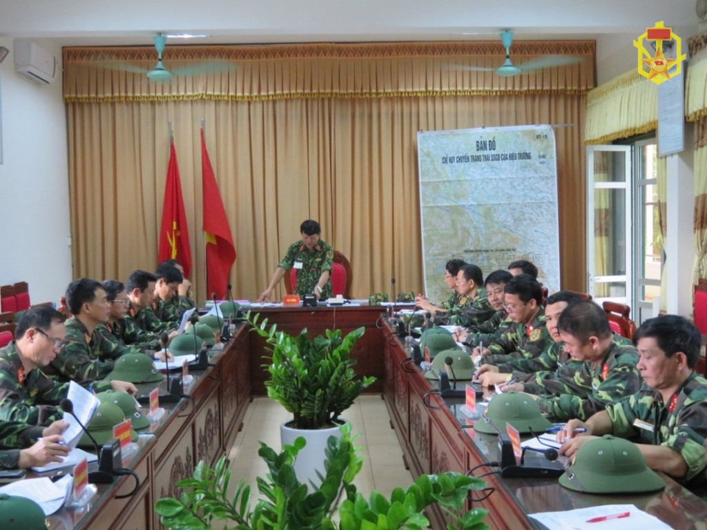 Trường Sĩ quan Phòng hoá tổ chức diễn tập CH-TM 1 bên 2 cấp trên bản đồ có một phần thực binh năm 2019