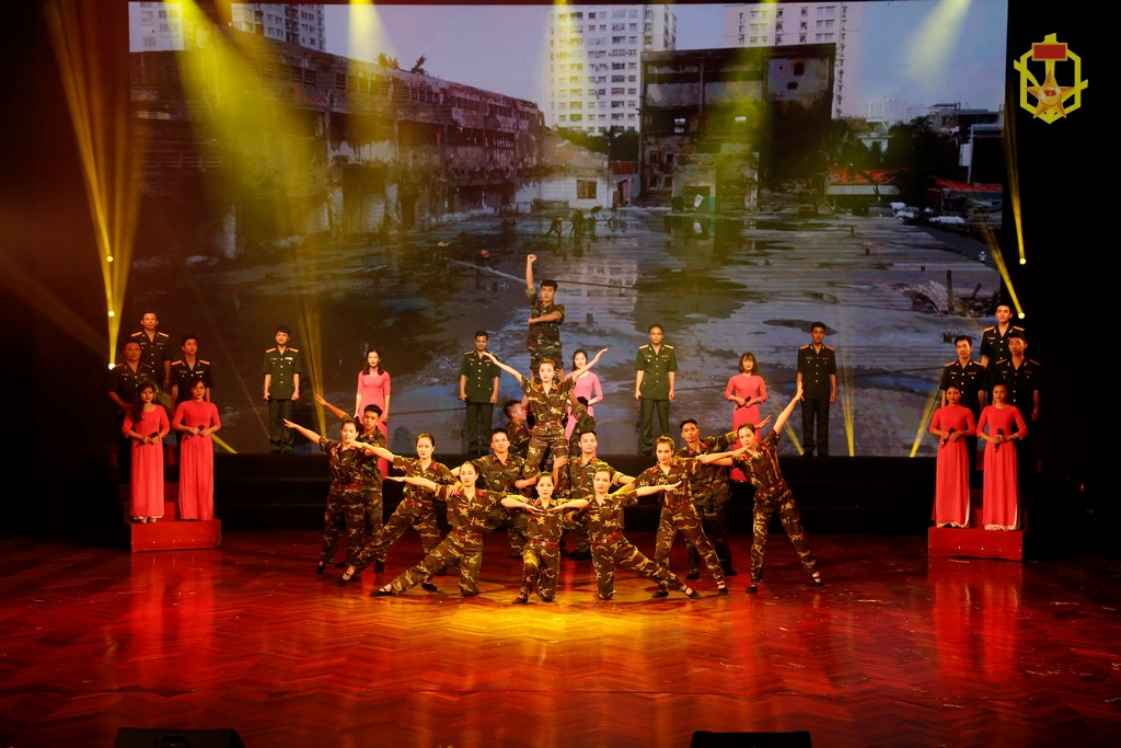 Bế mạc Liên hoan Nghệ thuật quần chúng (NTQC) LLVT và Thanh niên, Sinh viên lần thứ IX năm 2019, Khu vực III – Thành phố Hà Nội
