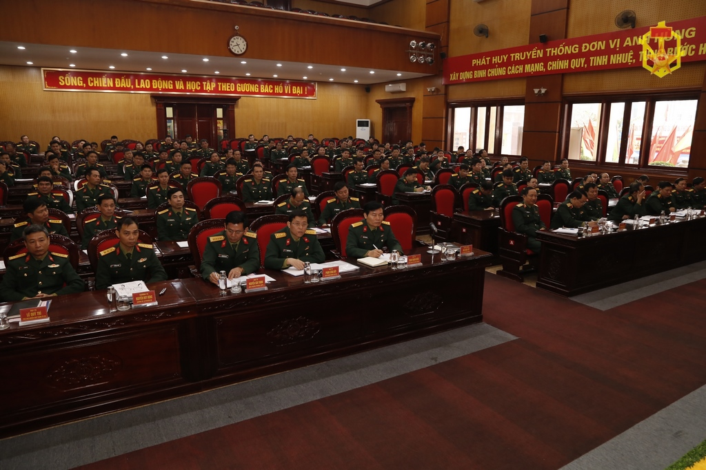 Sáng 13/12 Binh chủng Hóa học tổ chức Hội nghị Quân chính năm 2019.