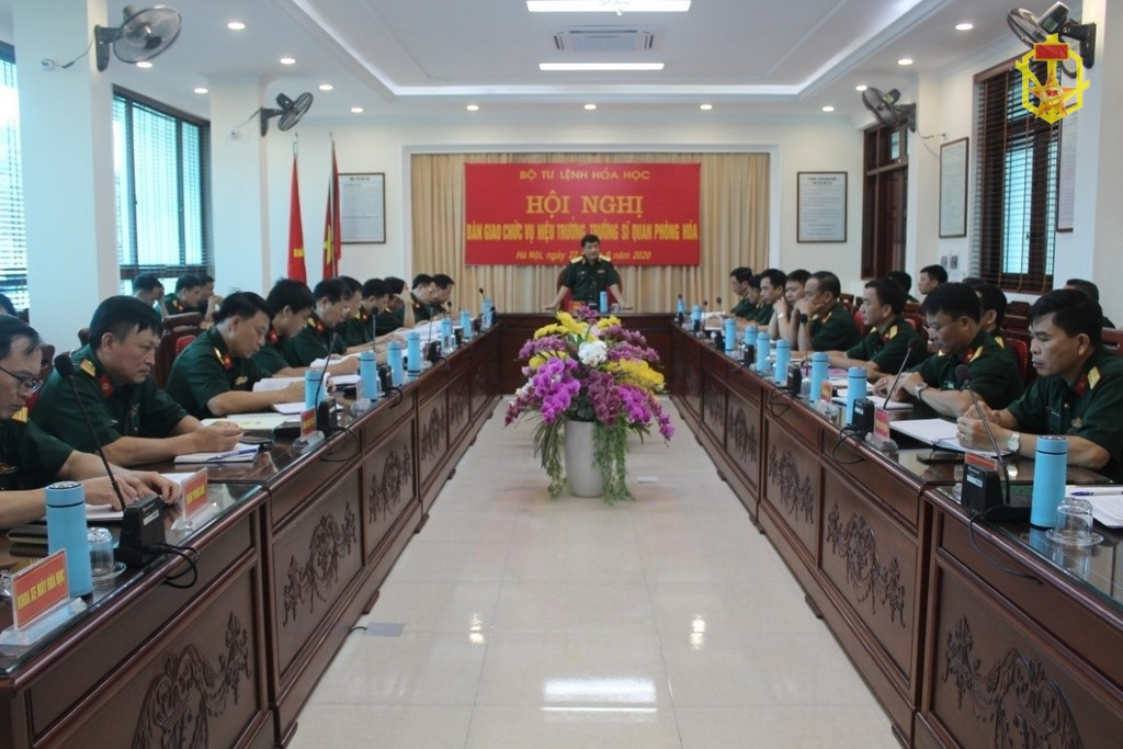 Bộ Tư lệnh Hóa học tổ chức Hội nghị bàn giao chức vụ Hiệu trưởng Trường Sĩ quan Phòng hóa