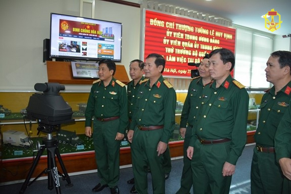 Hoàn thành tốt nhiệm vụ khử khuẩn, diệt trùng trong phòng, chống Covid-19
