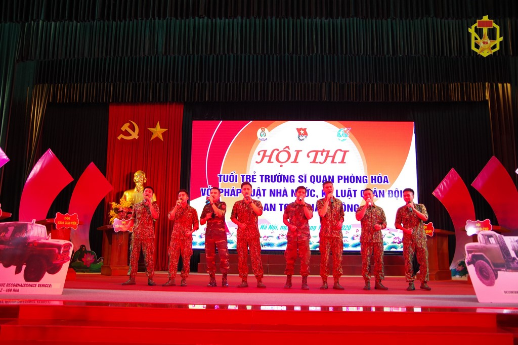 Tuổi trẻ Trường Sĩ quan Phòng hóa với pháp luật Nhà nước, kỷ luật Quân đội và an toàn giao thông