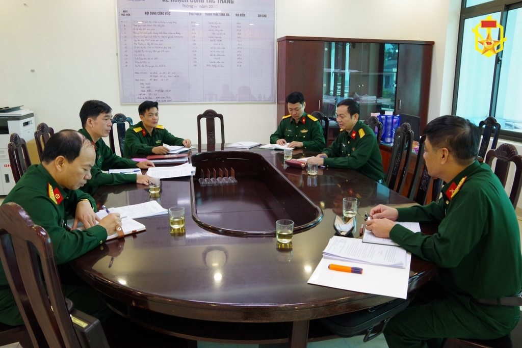 Tổng cục Chính trị kiểm tra, khảo sát nắm tình hình công tác giáo dục Khoa học xã hội và nhân văn tại Trường Sĩ quan Phòng hóa
