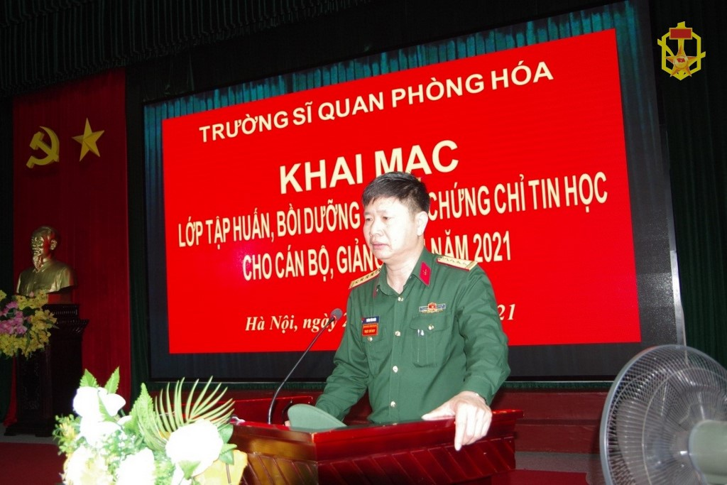 Trường Sĩ quan Phòng hóa tổ chức tập huấn, bồi dưỡng và cấp chứng chỉ tin học cho cán bộ, giảng viên năm 2021