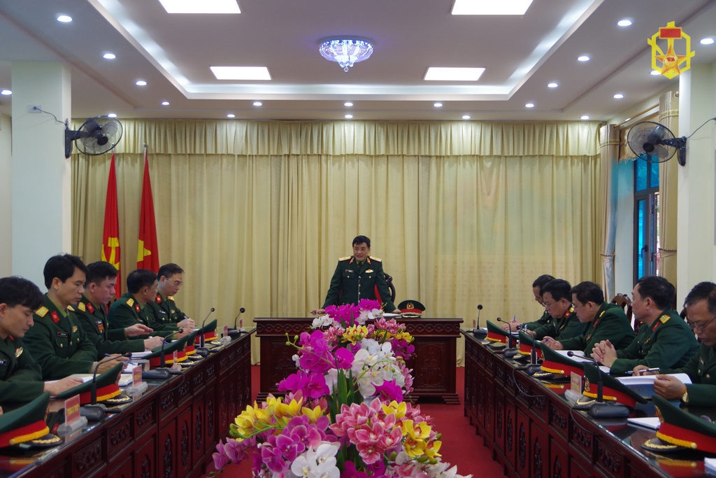 Tư lệnh Binh chủng kiểm tra công tác chuẩn bị huấn luyện và tiếp nhận chiến sĩ mới của Lữ đoàn 86