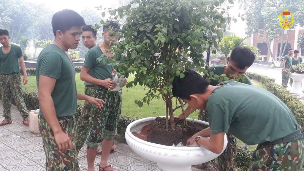 Trường Sĩ quan Phòng hóa hưởng ứng các hoạt động của tháng hành động vì môi trường và Ngày Môi trường Thế giới năm 2021