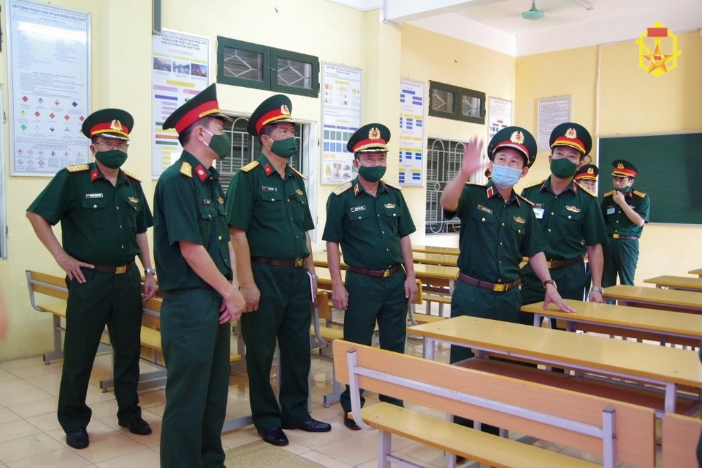 Cục Nhà trường kiểm tra công tác tổ chức thi Tốt nghiệp quốc gia năm 2021 của Trường Sĩ quan Phòng hóa