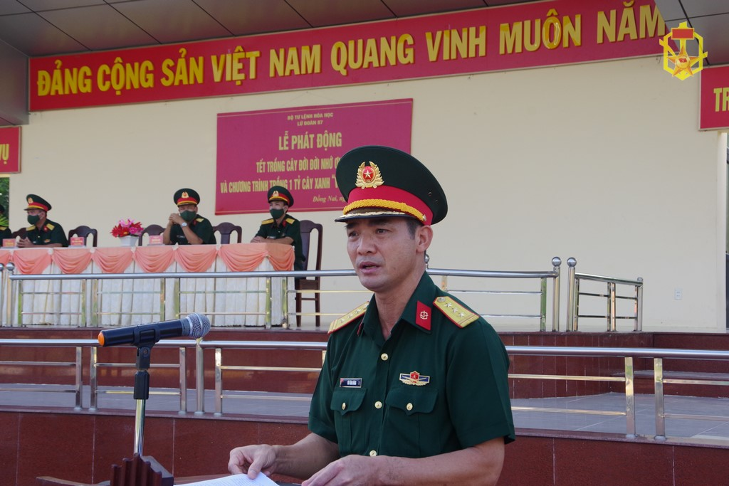 Lữ đoàn 87 tổ chức lễ phát động trồng cây “Đời đời nhớ ơn Bác Hồ” và hưởng ứng chương trình trồng 1 tỷ cây xanh – vì một Việt Nam xanh