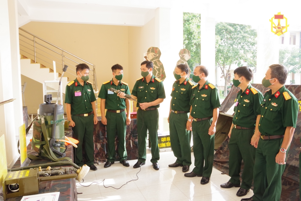 Lữ đoàn 87 tổ chức thành công Hội thi Chính quy ngành kỹ thuật và Hội thi Sáng kiến, cải tiến kỹ thuật, mô hình trang thiết bị huấn luyện năm 2021.