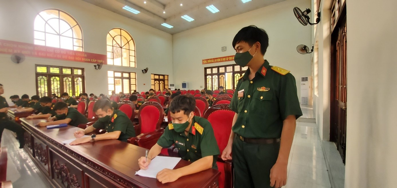 Lữ đoàn 87 tổ chức huấn luyện An toàn - Vệ sinh lao động, hưởng ứng Tháng hành động về An toàn - Vệ sinh lao động năm 2022 trong Binh chủng