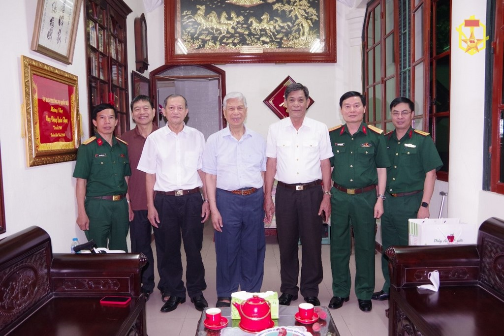 Binh chủng Hóa học tổ chức hoạt động tri ân nhân kỷ niệm 75 năm Ngày thương binh, liệt sĩ