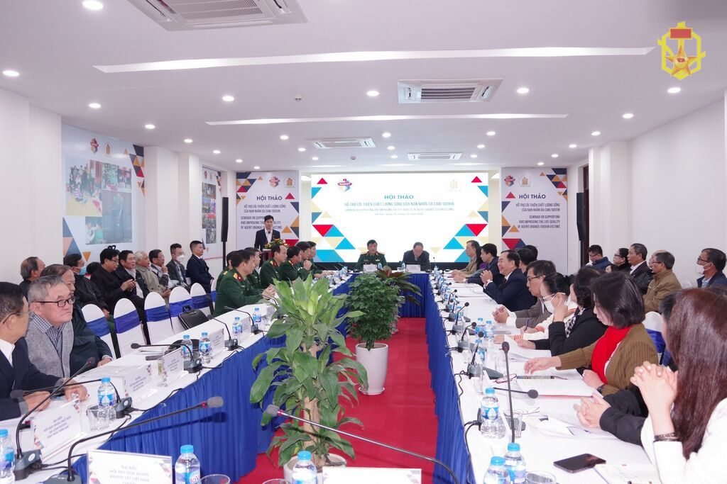 Đồng hành, chia sẻ với nạn nhân chất độc da cam