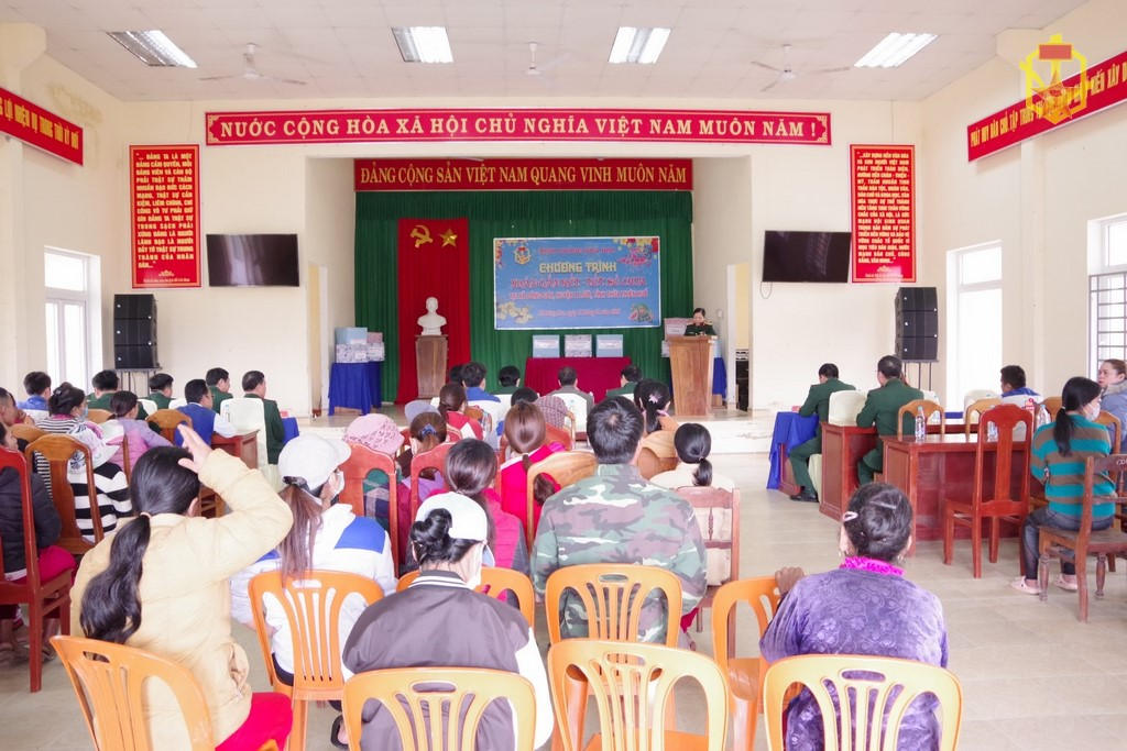 Binh chủng Hóa học tổ chức chương trình “Xuân gắn kết - Tết sẻ chia”