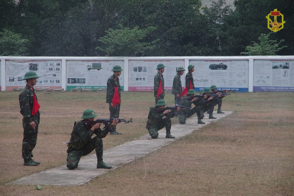 Trường Sĩ quan Phòng hóa tổ chức kiểm tra 3 tiếng nổ cho học viên khóa 26, đào tạo sĩ quan Chỉ huy - Kỹ thuật Hóa học cấp phân đội trình độ đại học