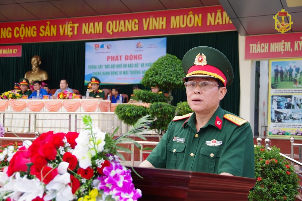 Lữ đoàn 87 tổ chức phát động trồng cây “đời đời nhớ ơn bác hồ' và hưởng ứng tháng hành động vì môi trường năm 2023