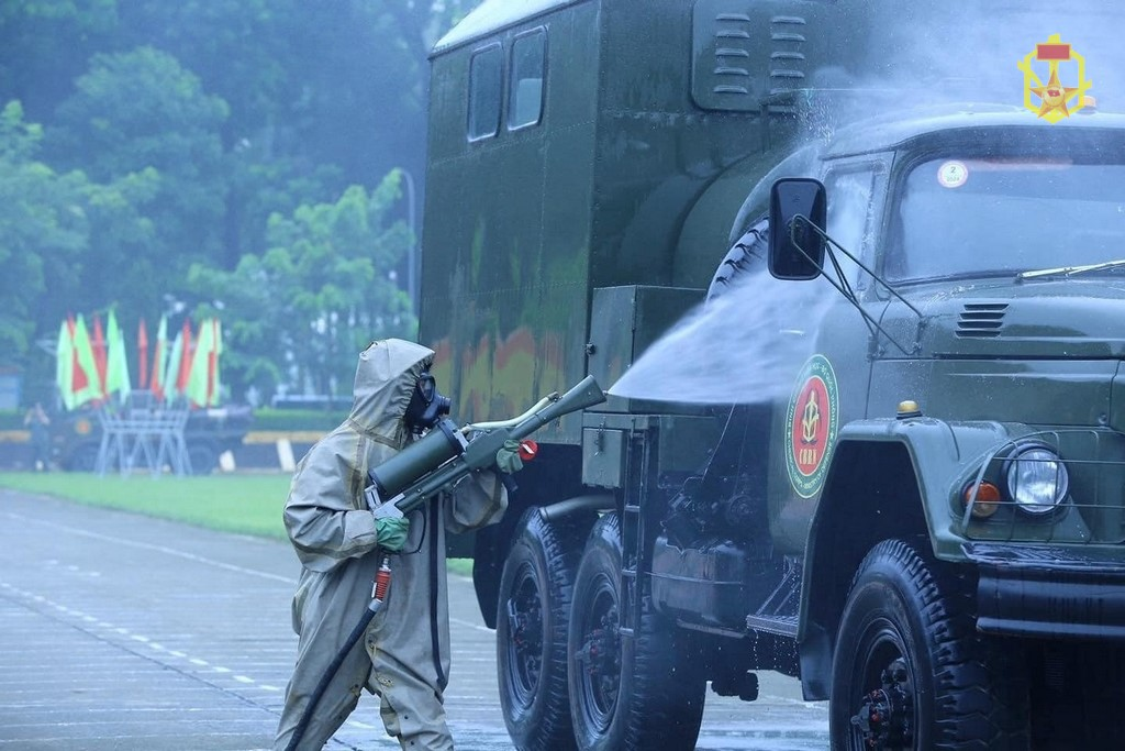 Trường Sĩ quan Phòng hoá phối hợp với Học viện báo chí và Tuyên truyền tổ chức “Tọa đàm về chuyển đổi số và trải nghiệm môi trường quân ngũ”