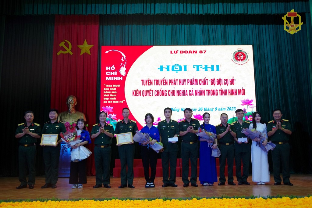 Tiếp tục phát huy phẩm chất cao đẹp “Bộ đội cụ Hồ”, sáng ngời hình ảnh “Người chiến sĩ Phòng hóa” thời kỳ mới