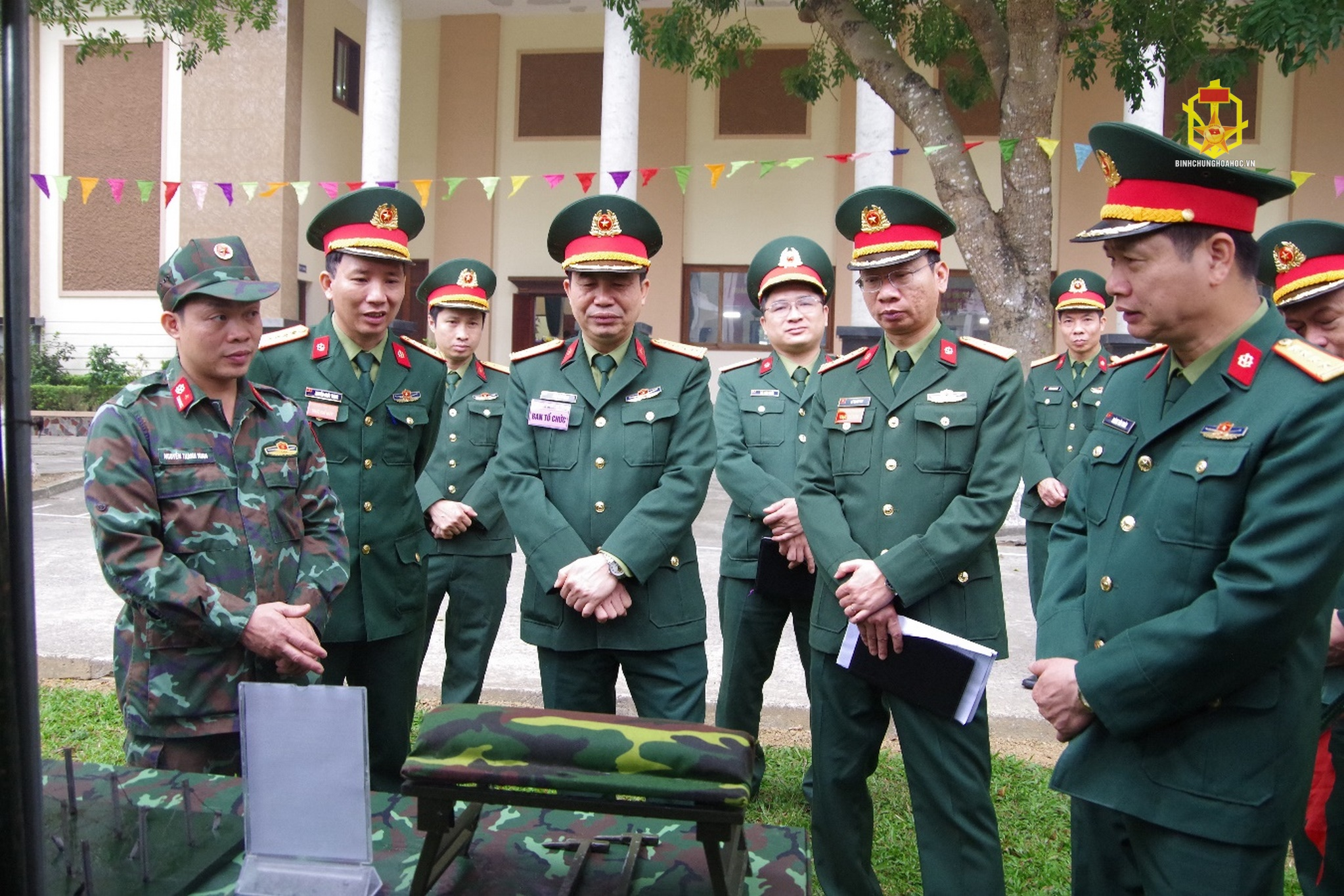 Binh chủng Hóa học chấm thi công tác chuẩn bị huấn luyện năm 2024 tại Trường Sĩ quan Phòng hóa