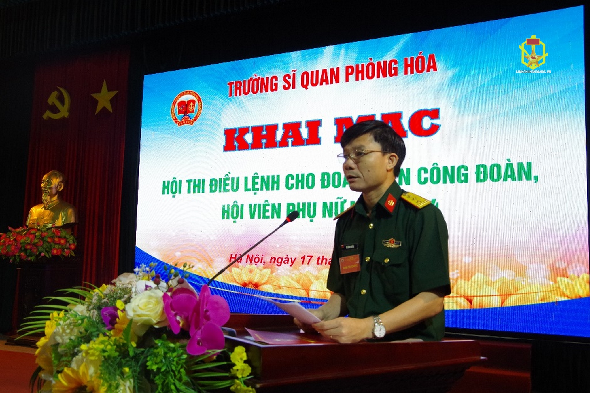 Trường Sĩ quan Phòng hóa tổ chức Hội thi điều lệnh trong đoàn viên Công đoàn, hội viên Phụ nữ năm 2024