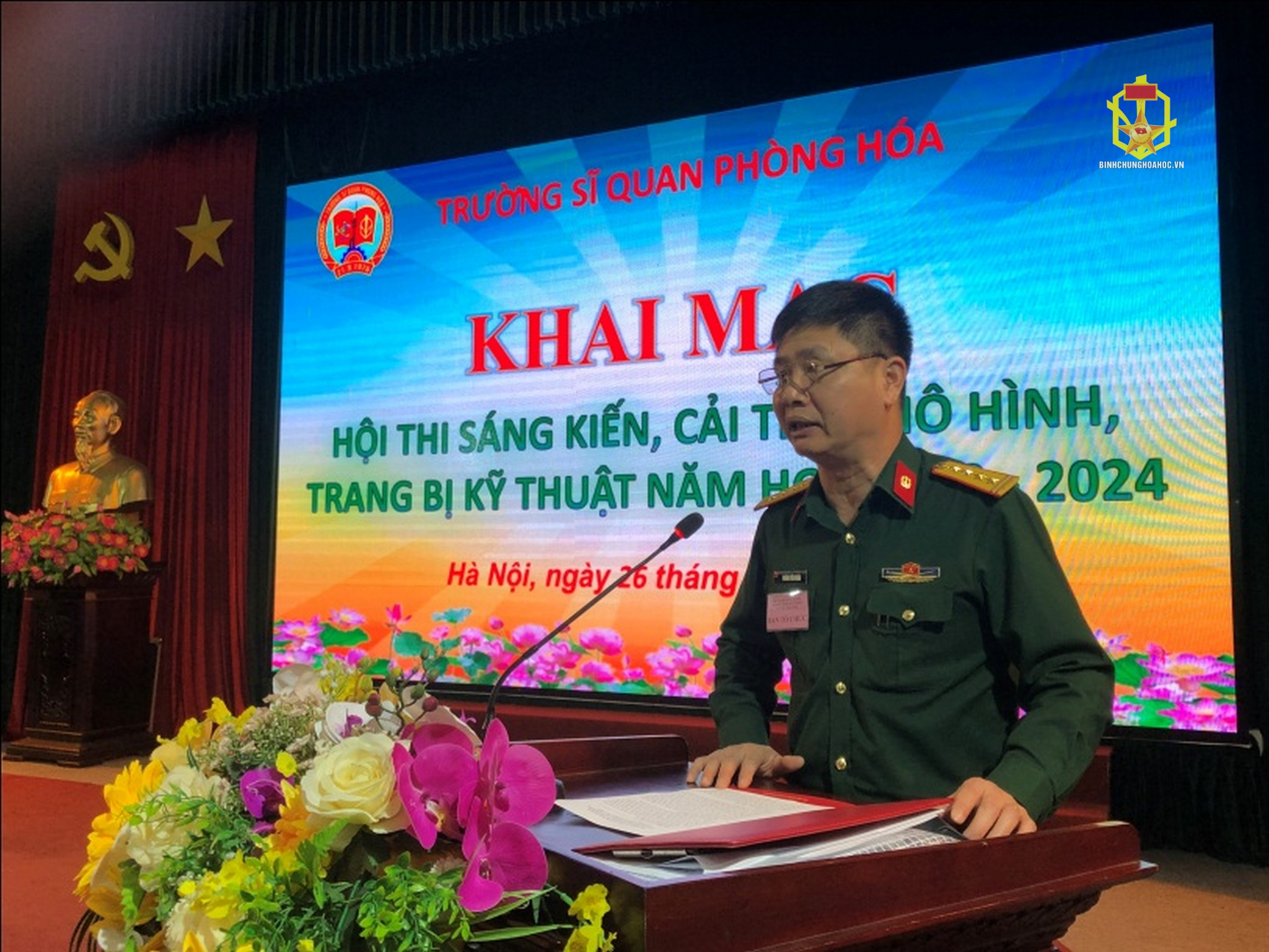 Trường Sĩ quan Phòng hóa tổ chức thành công Hội thi Sáng kiến, cải tiến mô hình, trang bị kỹ thuật năm học 2023-2024