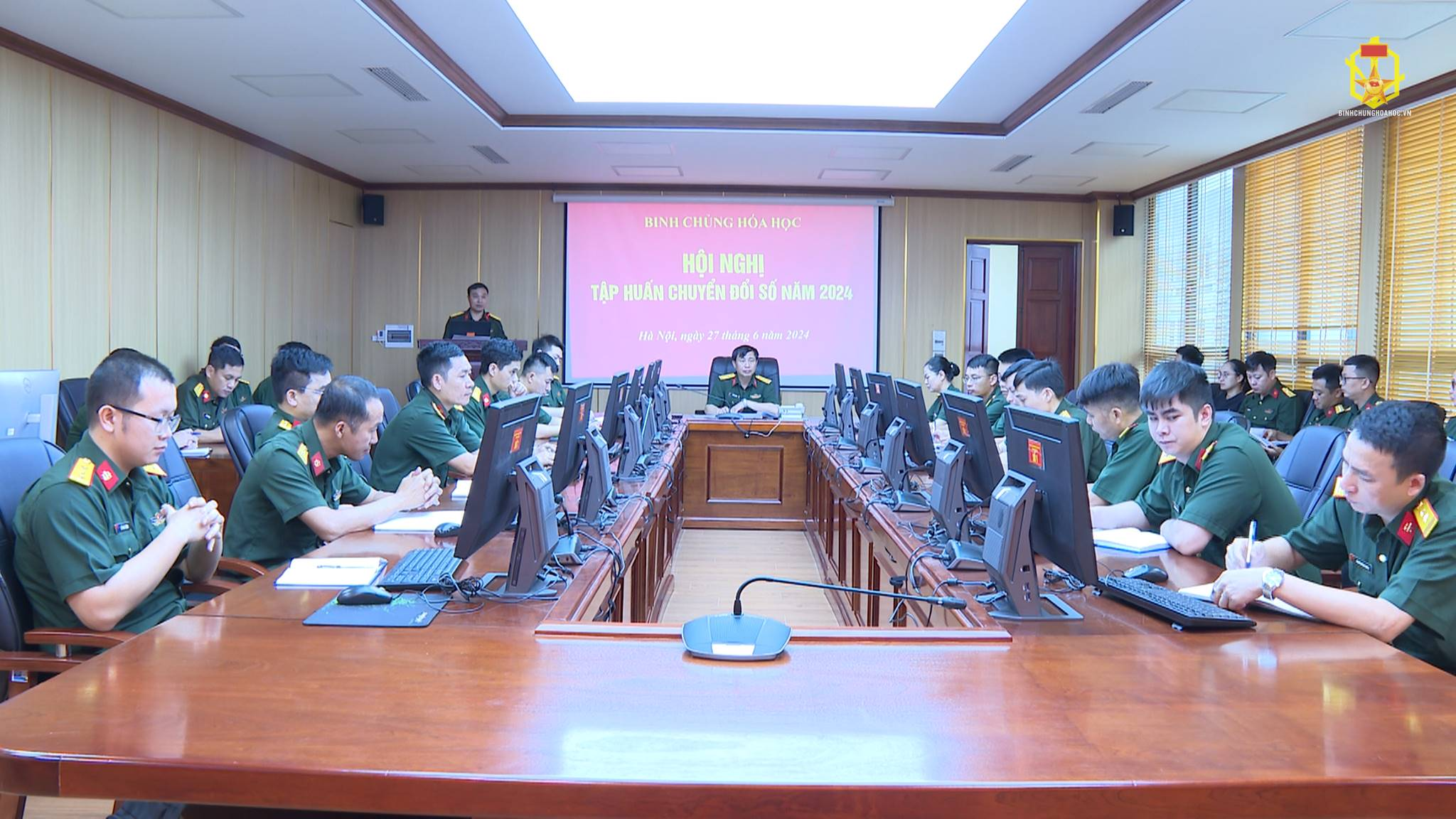 Tập huấn chuyển đổi số cho cán bộ, nhân viên trong Binh chủng Hóa học năm 2024