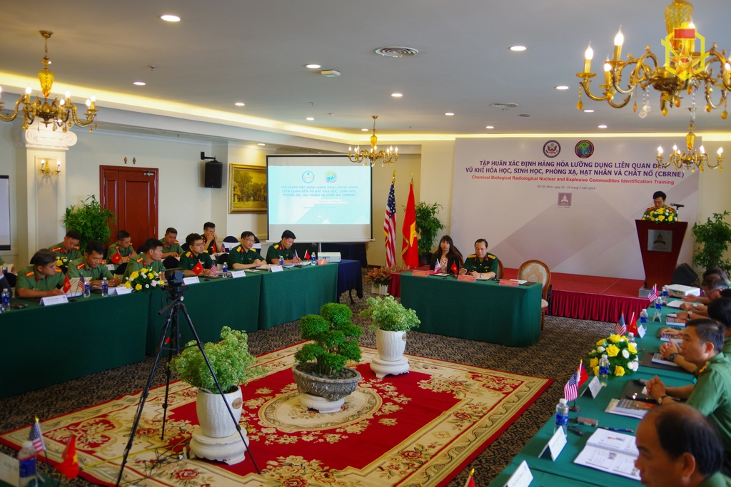 Tập huấn xác định hàng hóa liên quan đến vũ khí hóa học, sinh học, phóng xạ, hạt nhân và chất nổ (CBRNE) cho các Đơn vị đầu mối khu vực miền Nam.