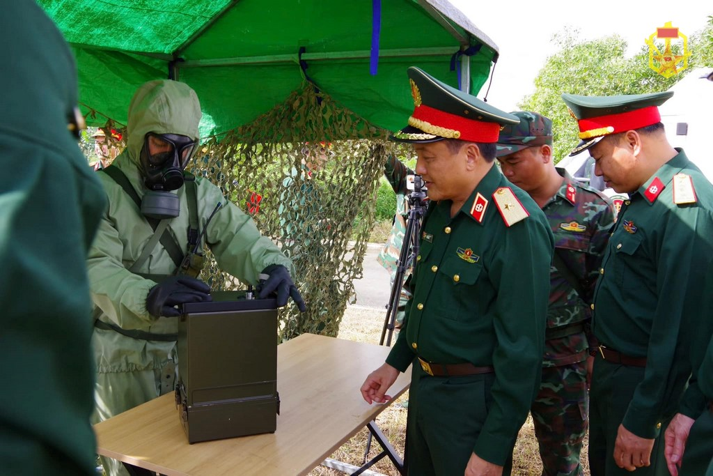 BINH CHỦNG HÓA HỌC KIỂM TRA TOÀN DIỆN LỮ ĐOÀN 88