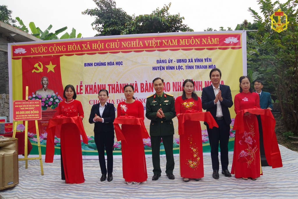 Binh chủng Hóa học tổ chức khánh thành và bàn giao nhà tình nghĩa trên địa bàn tỉnh Thanh Hóa