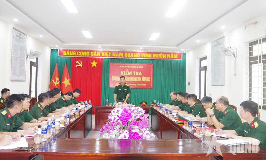 Binh chủng Hóa học kiểm tra công tác hóa học tại Quân khu 4