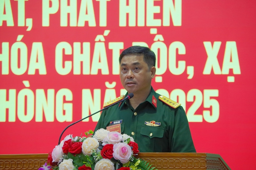 Tập huấn kỹ năng trinh sát, phát hiện và ứng phó với các tác nhân hóa chất độc hại, phóng xạ cho cán bộ BĐBP Hà Giang