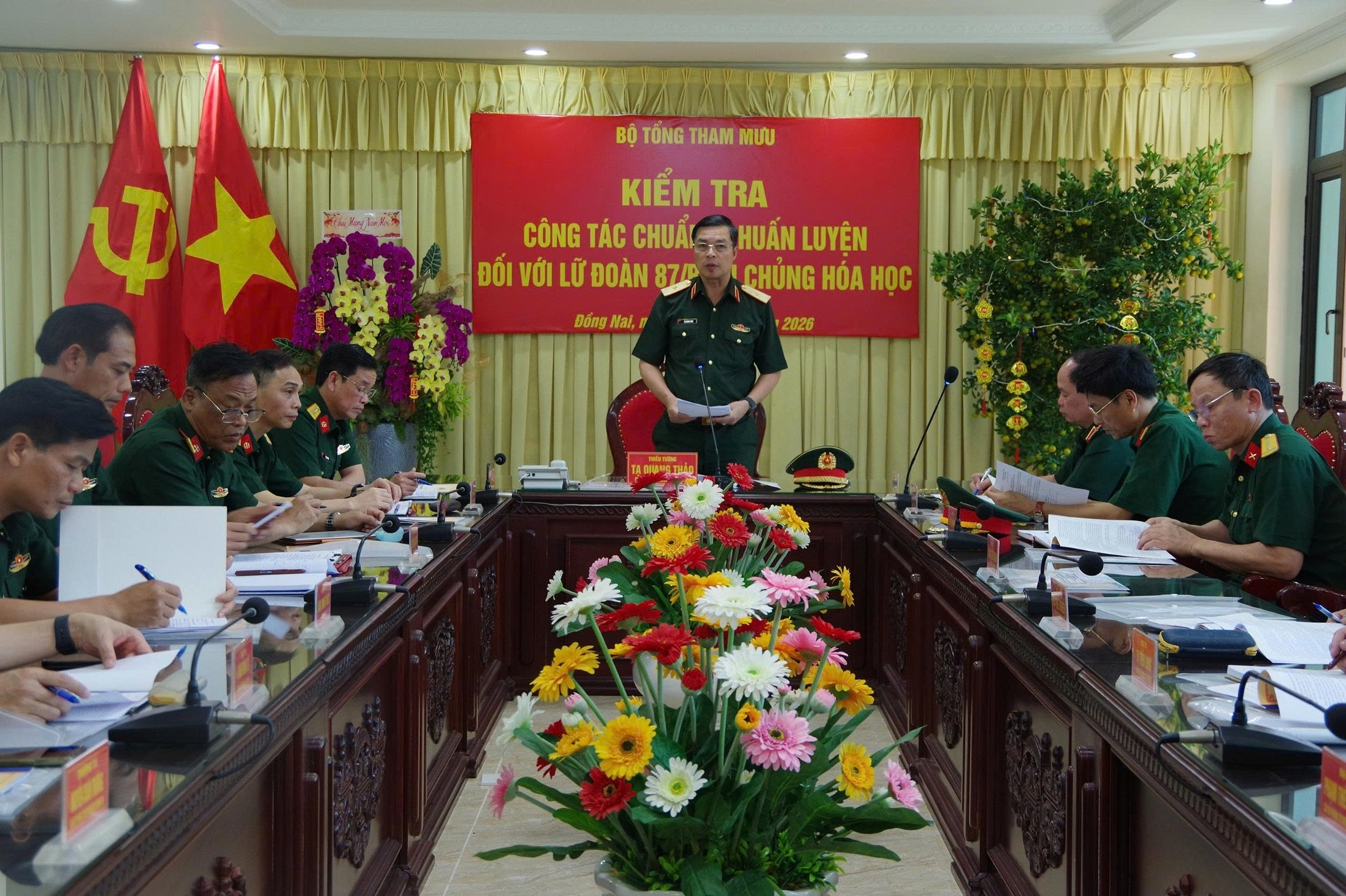 Đoàn công tác Bộ Tổng Tham mưu kiểm tra công tác chuẩn bị huấn luyện tại Lữ đoàn 87, Binh chủng Hoá học