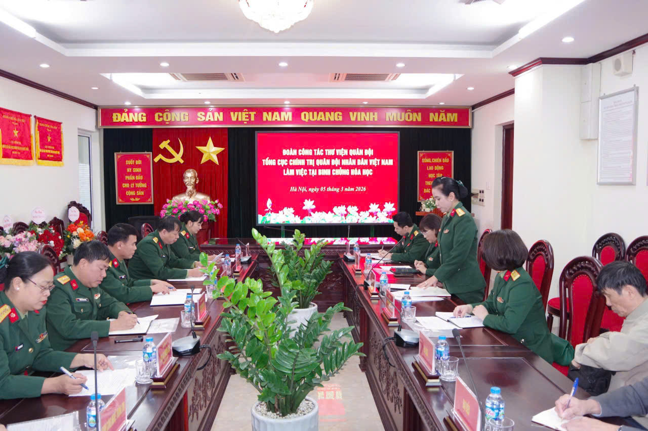 Đoàn công tác Thư viện Quân đội (Tổng cục Chính trị Quân đội nhân dân Việt Nam) kiểm tra công tác thư viện tại Binh chủng Hóa học năm 2026