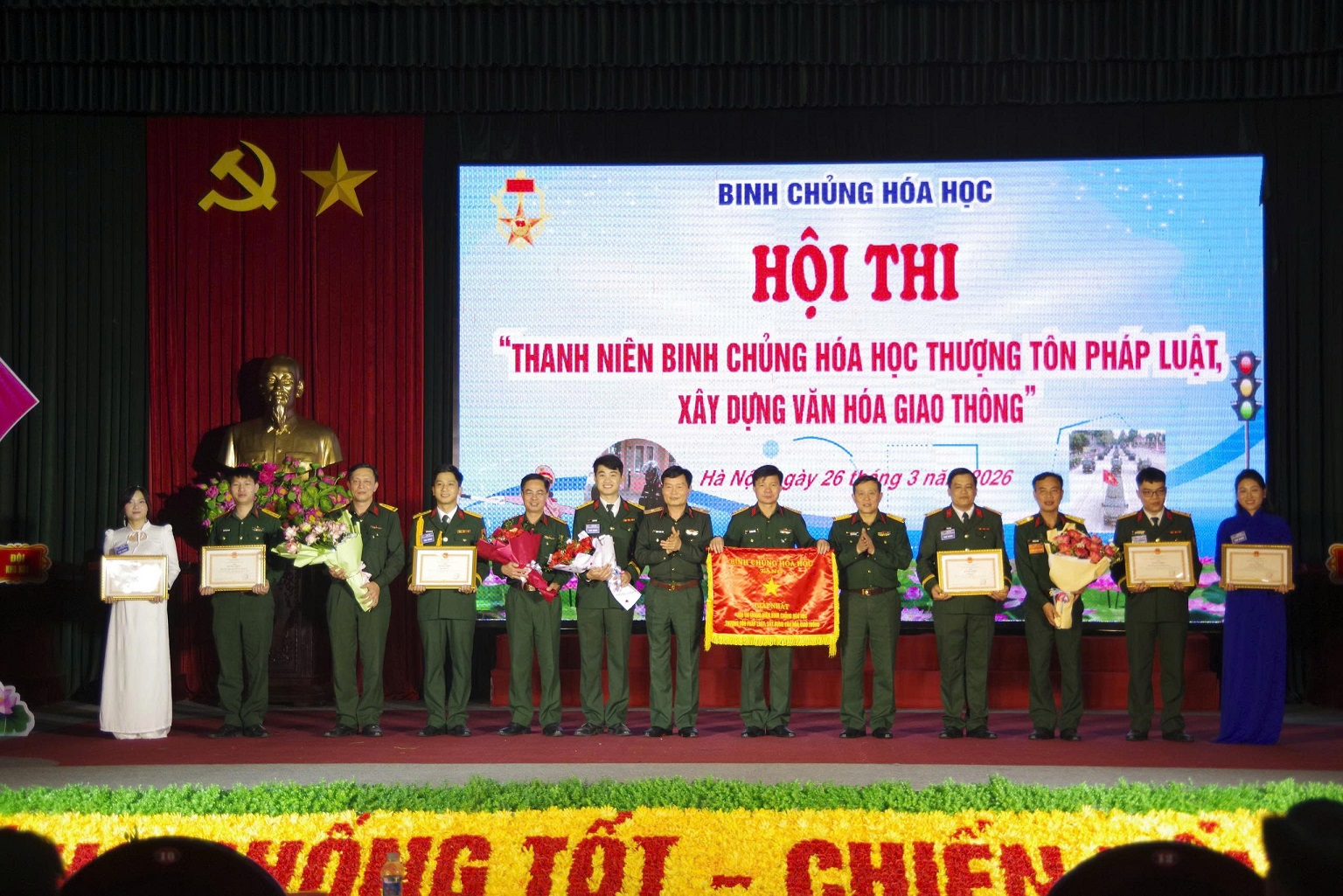 Thanh niên Binh chủng Hóa học lan tỏa văn hóa giao thông